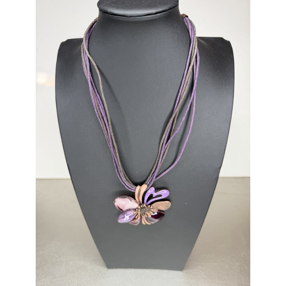 Venetian Art Glass Flower Heart Shaped Petal Pendant Purple Necklace Flower - Picture 2 of 4